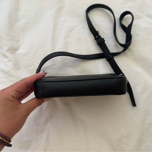 Kate Spade Elegant Black Crossbody Bag - Picture 4 of 4